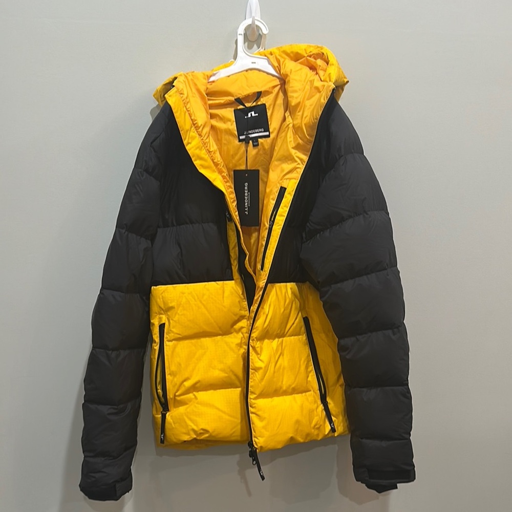 J.LINDEBURG nwt Stylish Black and Yellow Puffer Jacket